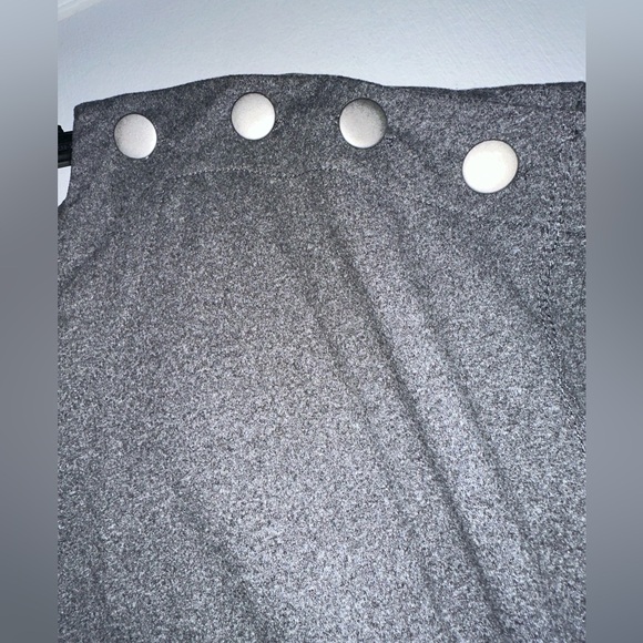 AUW side ruched shirt Medium - Picture 3 of 9